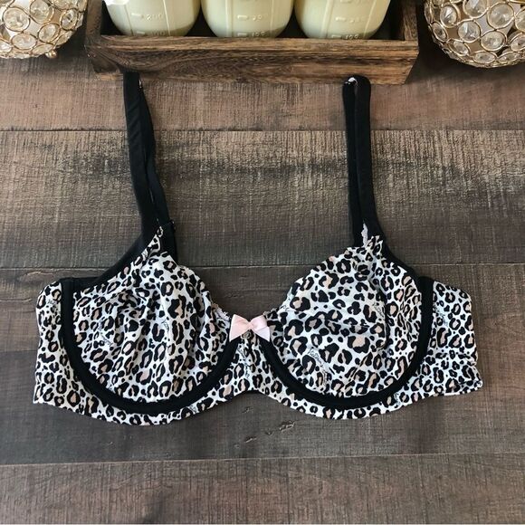 Victoria's Secret Other - Victoria’s Secret Unlined Demi